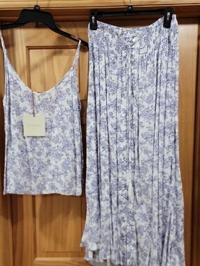 New Small Cynthia Rowley Blue/White Floral Camisole & Skirt Set